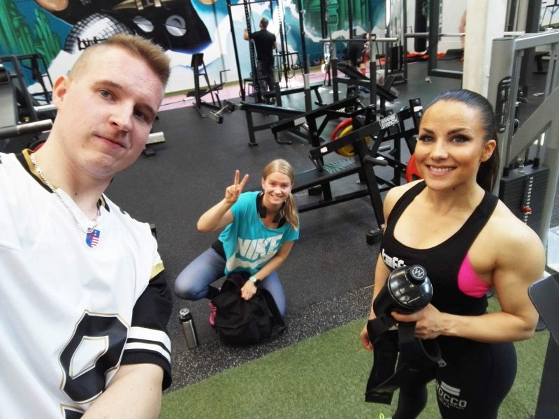 Tiistaina jalkatreeniä Tafferin Oton kanssa. Seurassa myös upea Johanna Hermans!
