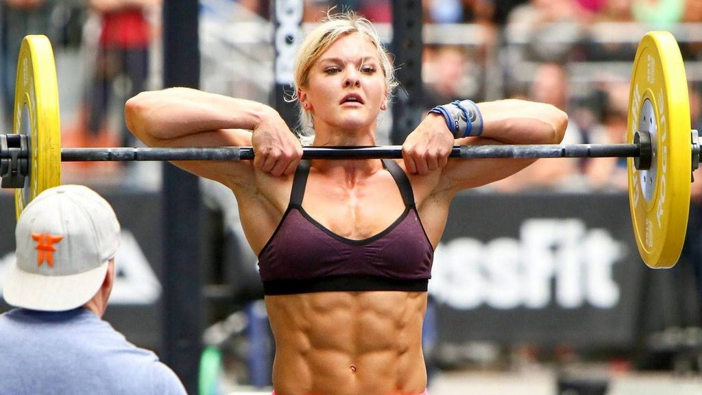 crossfit nainen vyötärö