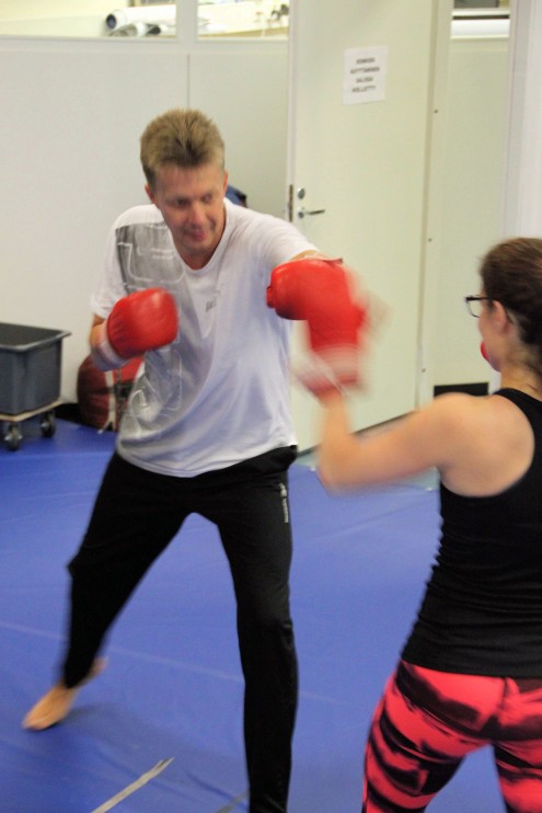 I'm gonna knock you out!