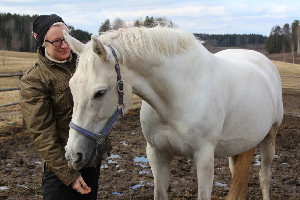 Äitiys on siisteintä. T. Pullukka