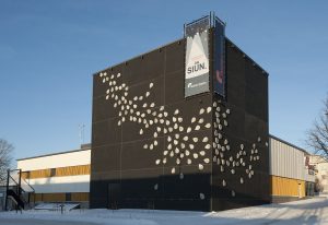 Teatterin Imatran uusi rakennus vihittiin käyttöön melkein tasan vuosi sitten.
