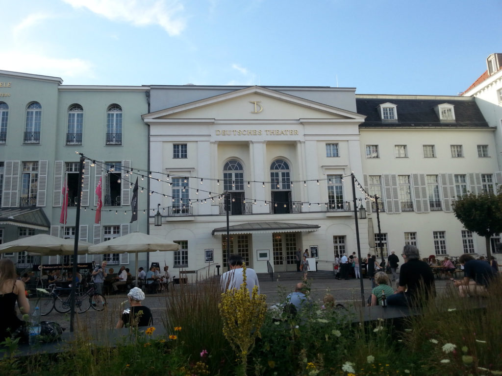 Deutsches Theater 1