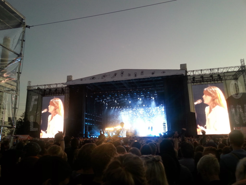 Florence and the Machine Flowssa 1