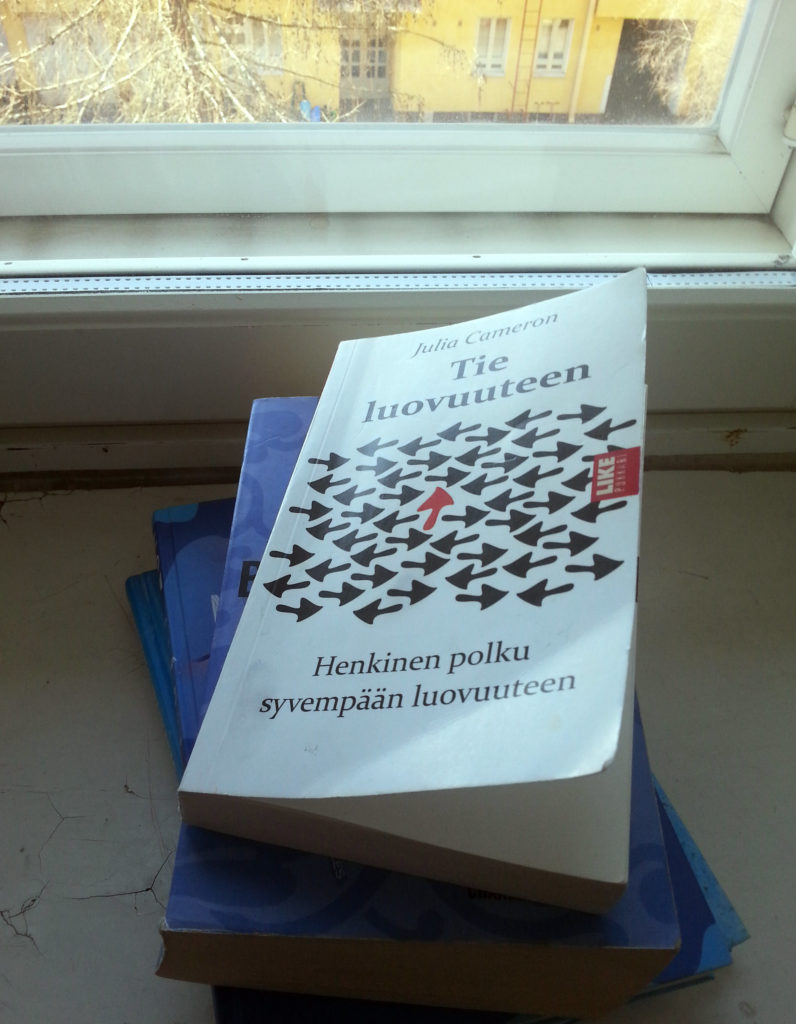 kirjat tie luovuuteen 1