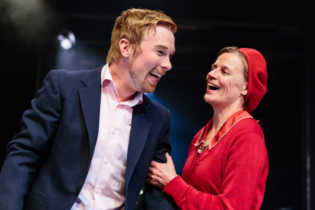 saman katon alla esityskuva